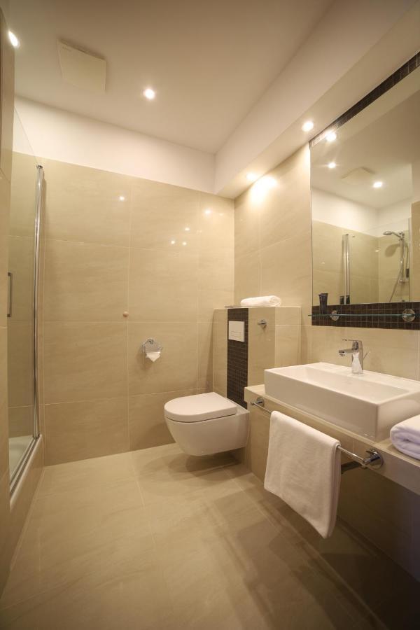Portal House Apartahotel *